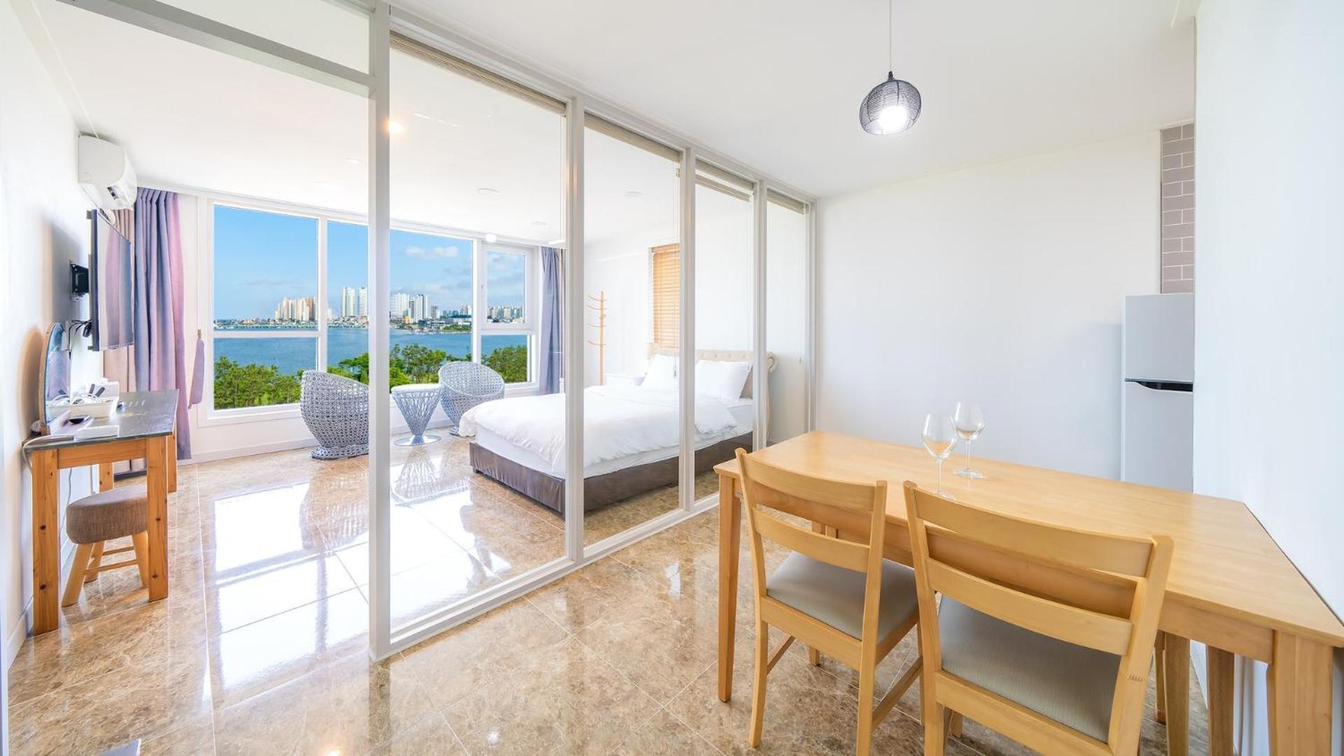 Sokcho Ocean View Pension Стая снимка