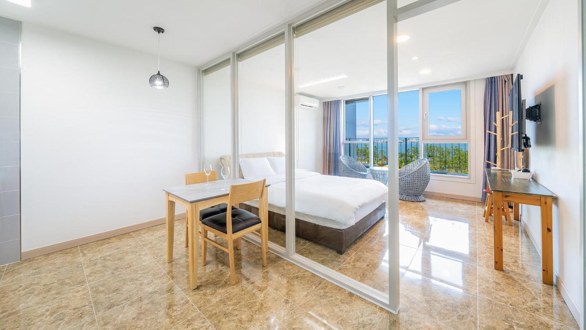 Sokcho Ocean View Pension Стая снимка